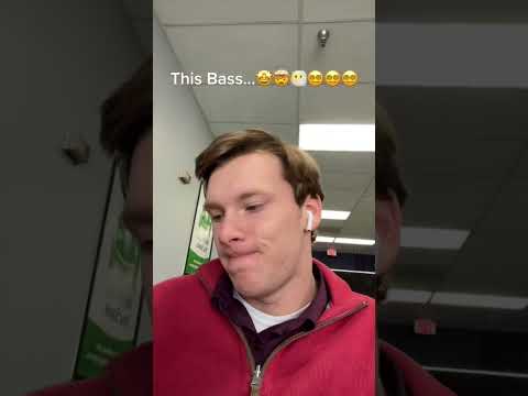 Didn't know AirPods were capable of this.. ๐คฏ๐คฏ #airpods #bass #bassboosted