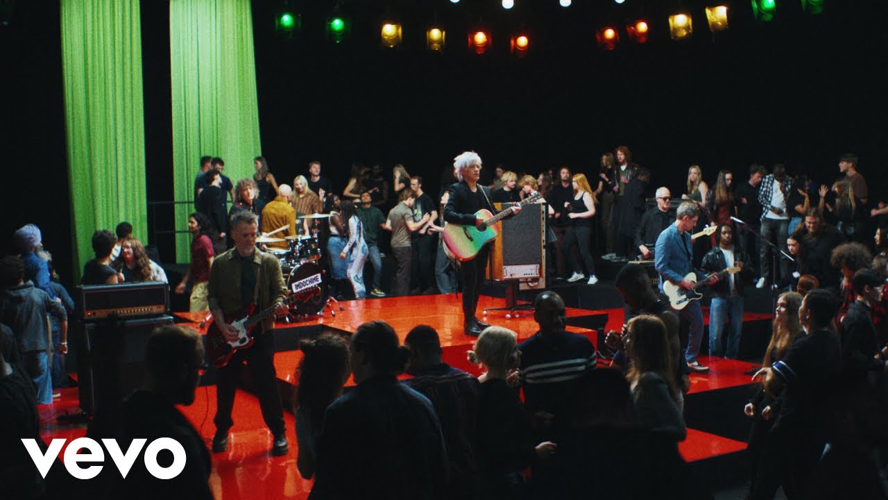 Indochine - Le chant des cygnes (Clip officiel) 🎶