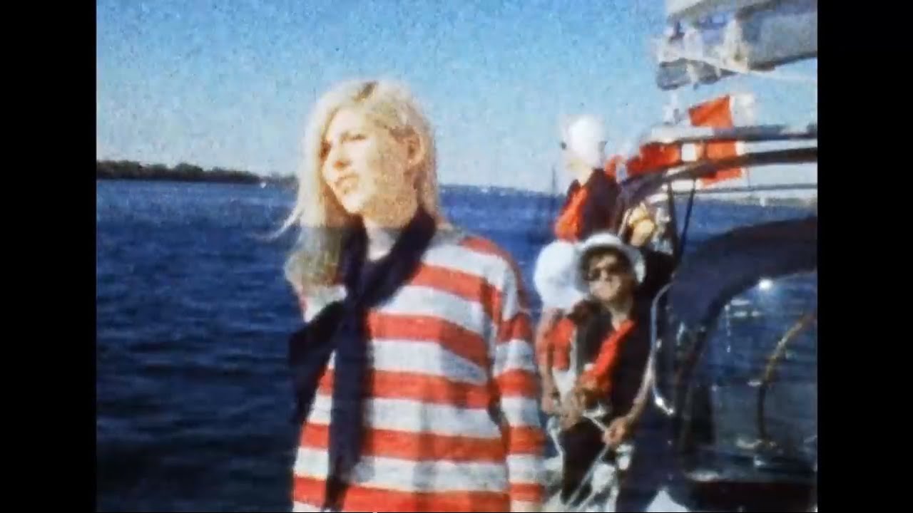 Alvvays - Archie, Marry Me Official Video 🎶