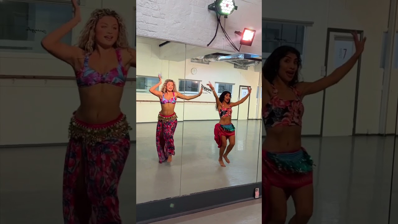 El Helwa Zahra - Captivating Belly Dance Performance 💃