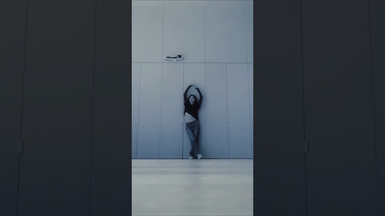 Lights down low #LE_SSERAFIM #르세라핌 #HUHYUNJIN #허윤진 #shorts