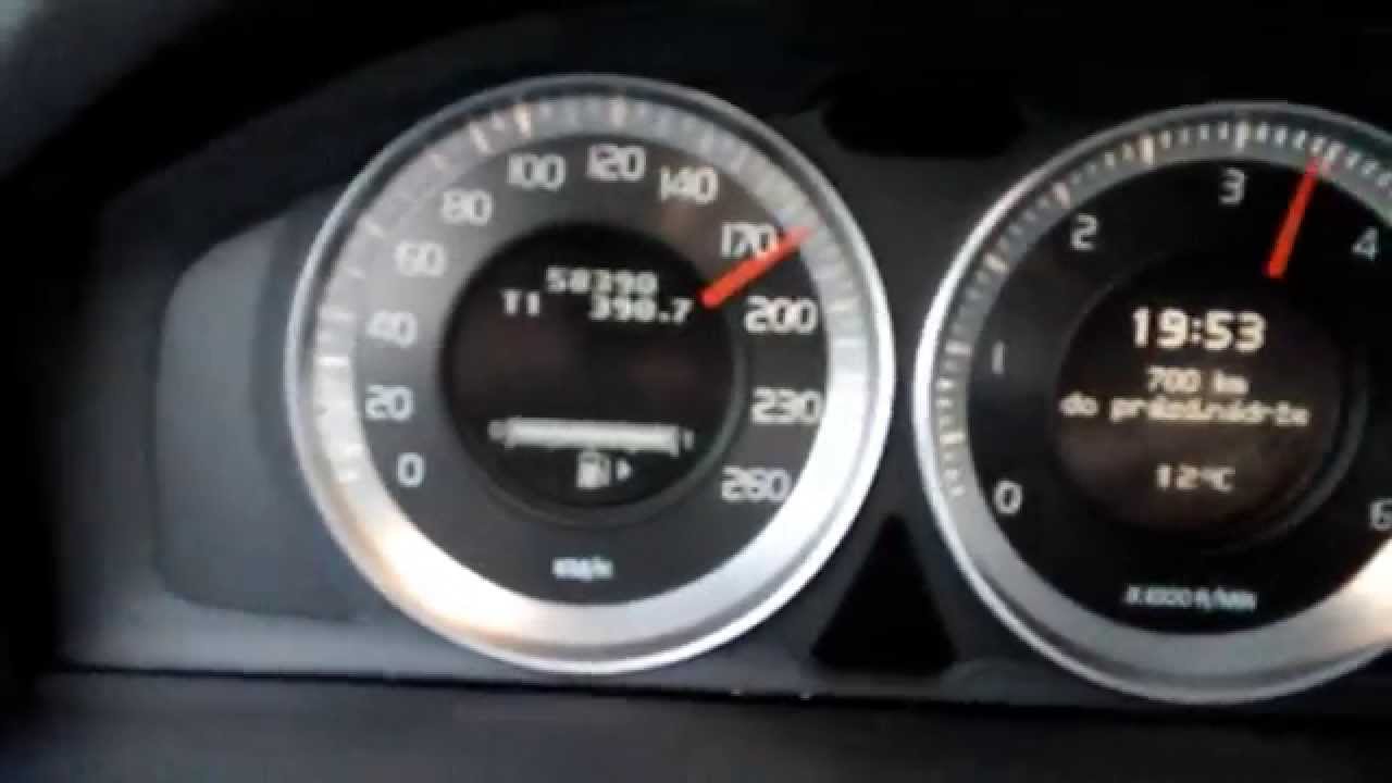 Volvo XC70 D5 AWD 0-200 km/h Acceleration (2013)