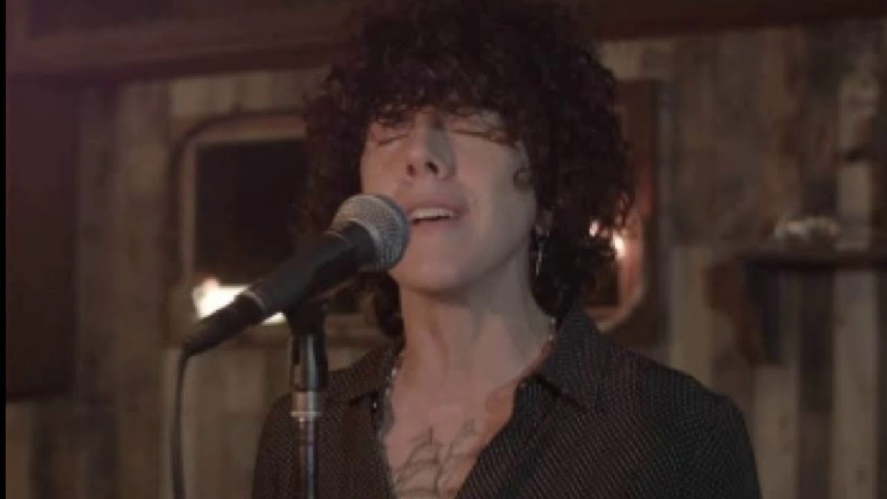 Lost On You - LP (Subtitulada en Español)