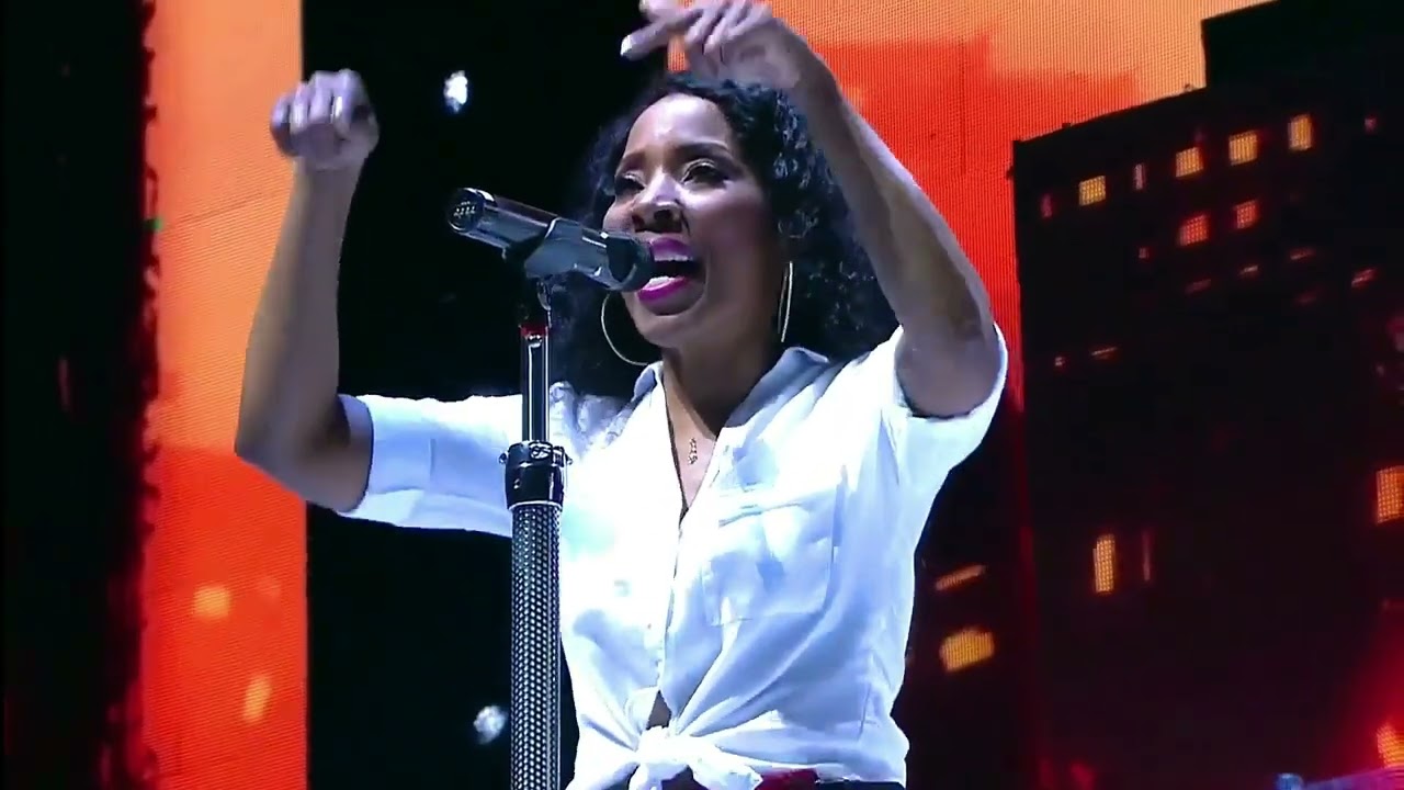 Rod Stewart Downtown Train Live 1985 & 2022 ⭐