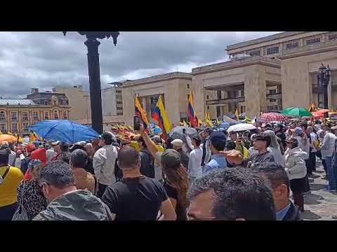 "COLOMBIA PATRIA MIA" Plaza de Bolivar Bogotá