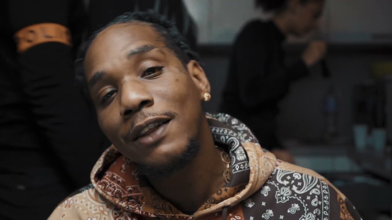 🎶 Découvrez le clip officiel de 'D2' par Select SLK - Extrait de l'EP 'D2'