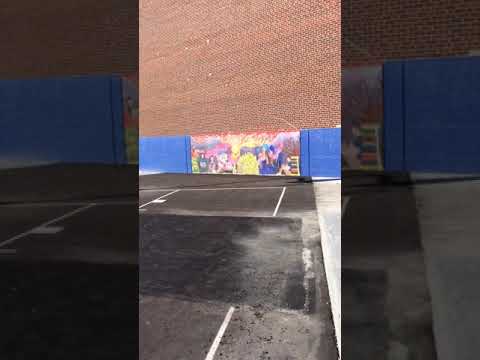 trim 8ED420DF 3AF6 4409 A447 07F7C7A604BD