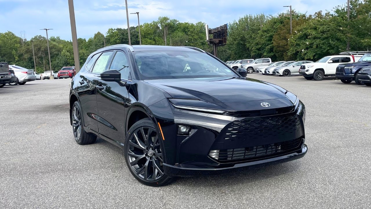 2025 Toyota Crown Signia Limited: Start Up, Test Drive, Walkaround, POV and Review