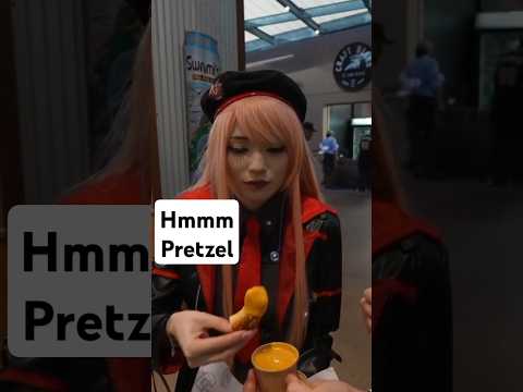 Emiru, BonnieRabbit, WillNeff & Celebicos Try Pretzel with Melted Cheese at Baseball Game #twitch