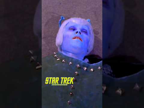 Kirk's "butt-to-the-face" attack is indefensible! - STAR TREK #startrek #space