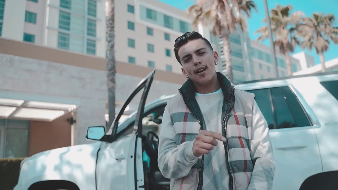 David Santos - No Eres La Oficial 🎶