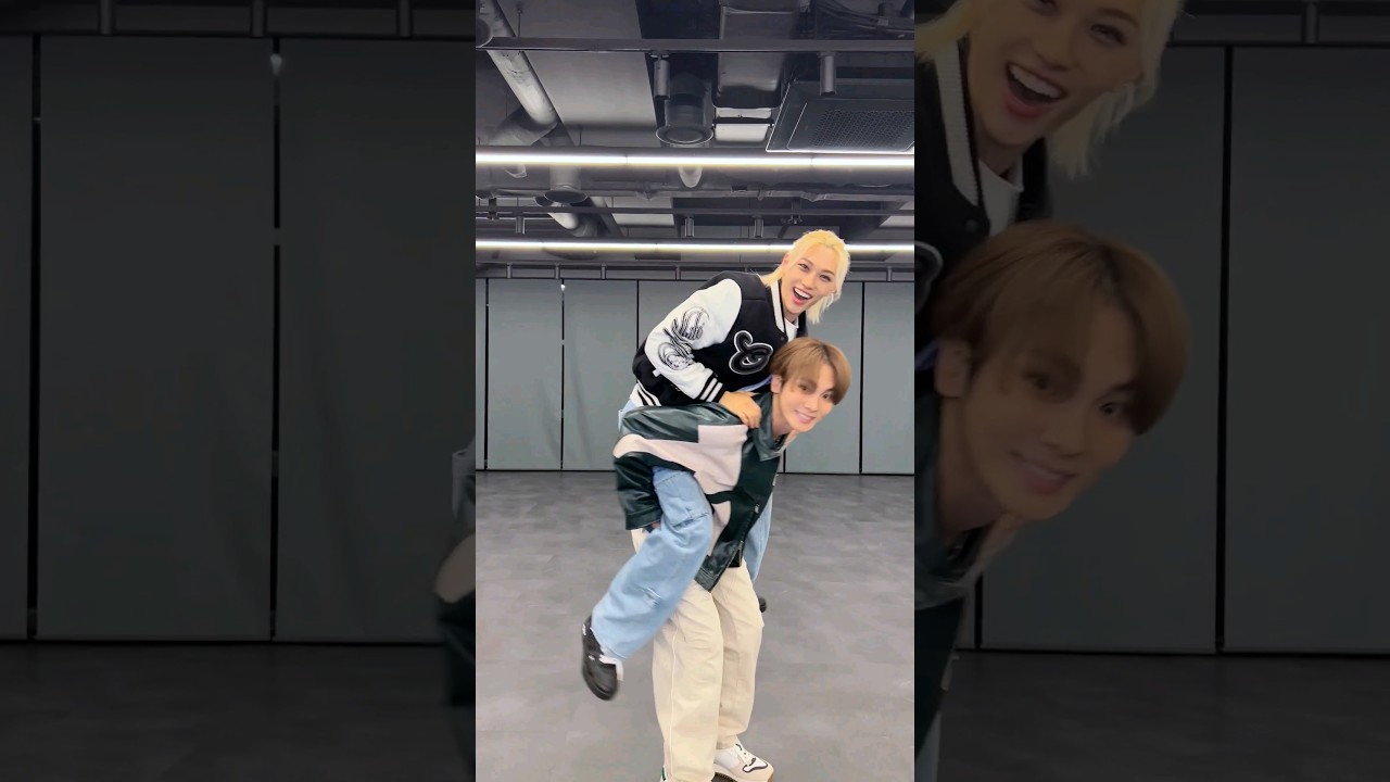 #필릭스 의 #락챌린지 #LALALALA_Challenge 🤘 w/ #SHINee #샤이니 #KEY #키 선배님!🔑 #StrayKids #스트레이키즈 #Felix #樂_STAR