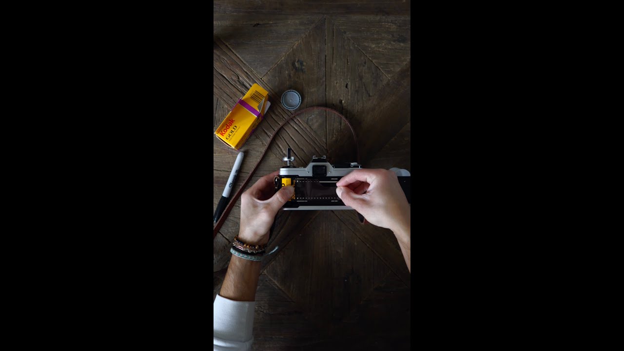 How to Load 35mm Film πΈ