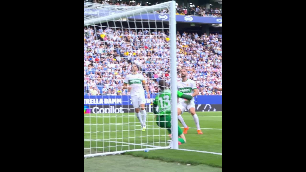 Iñaki Peña Shines in Espanyol vs Elche 🤯