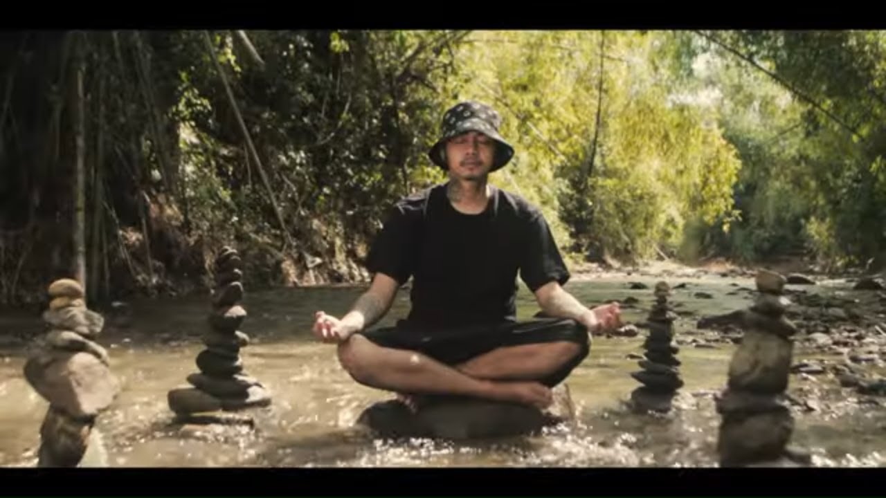 Ron Henley - Mana (Official Music Video) 🎶