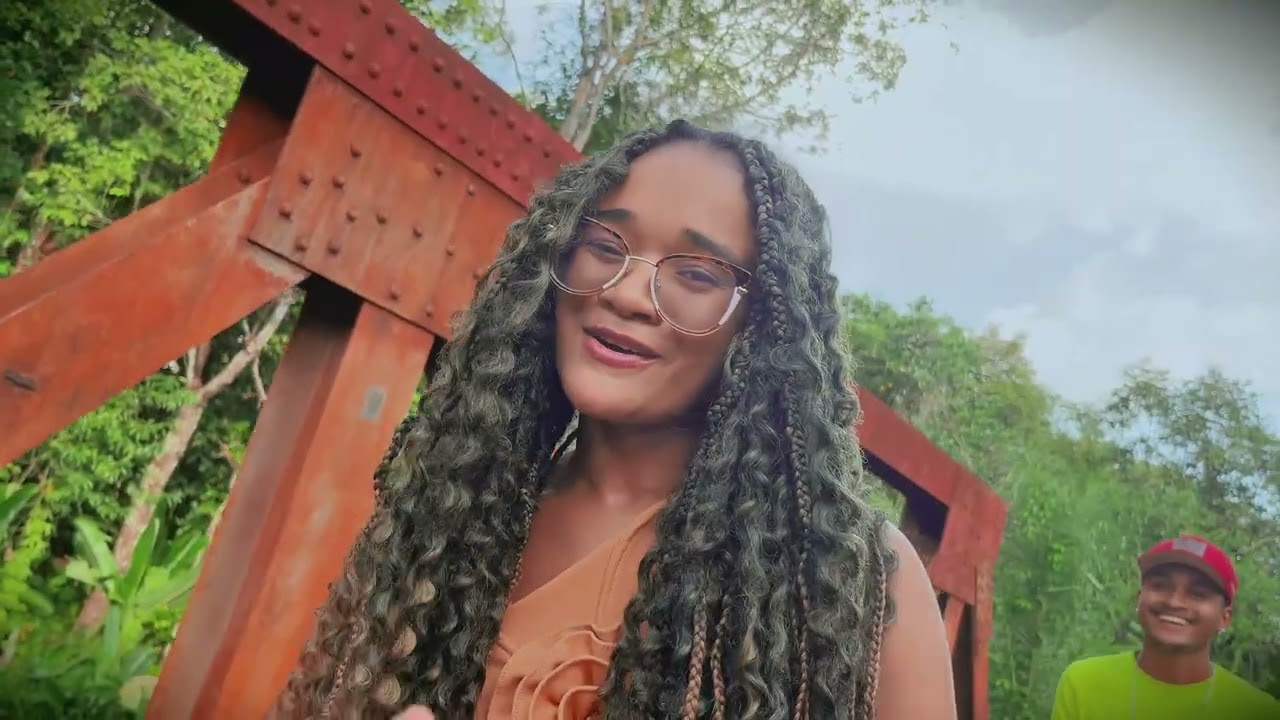 Lyanny Borges - Vem Bum Bum Rebolando 🎶