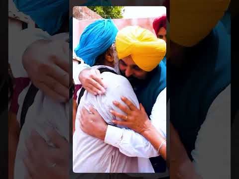 Aam Aadmi Party हमेशा देश के किसानों के साथ कड़ी है 💯 #arvindkejriwal #aamaadmiparty #farmers