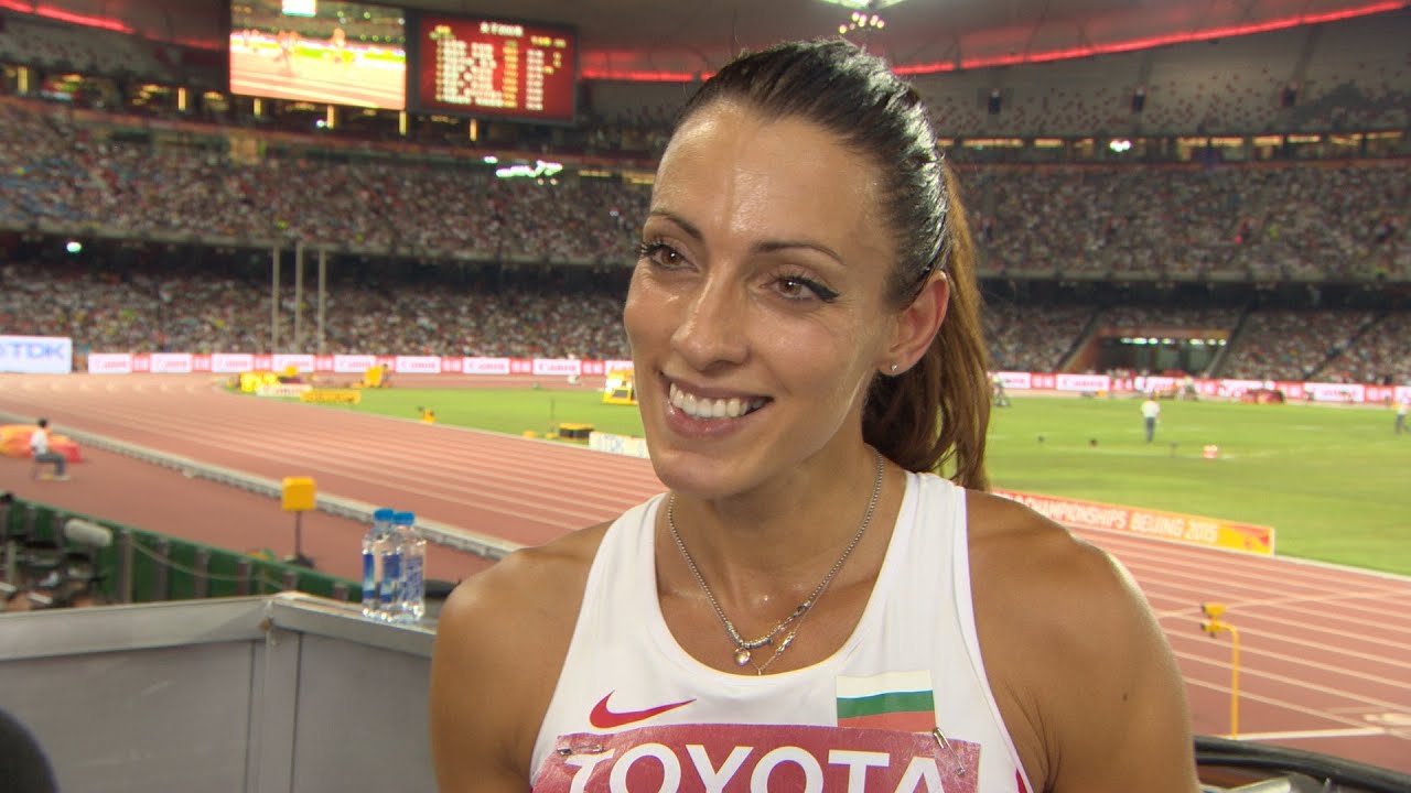 WCH 2015 Watch Ivet Lalova Collio's Exciting 200m Semi-Final Run at WCH 2015 Beijing 🇧🇪