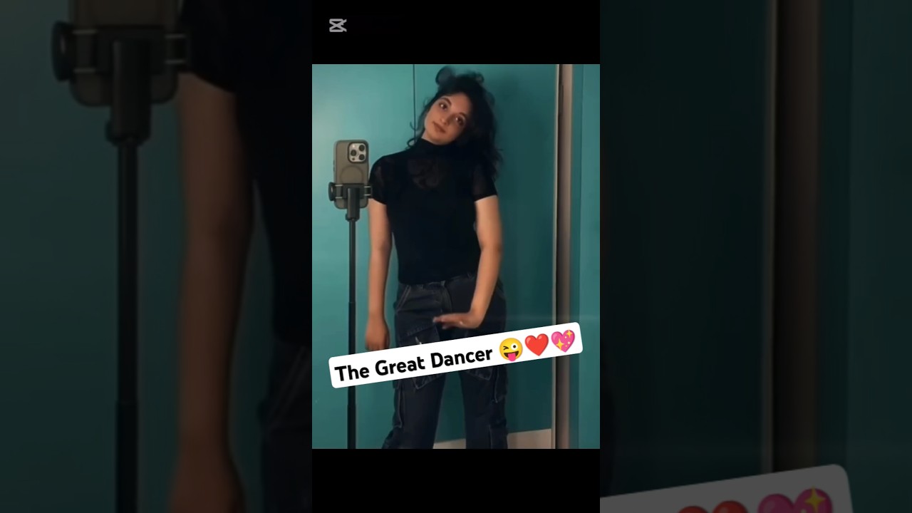 Watch The Great Dancer 😜 | Nautanki Billa | Aayu & Pihu Show