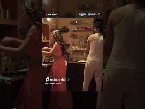 Romance In Kitchen 🫣 | Bobby Deol, Tridha Choudhury | Aaashram S1 | Amazon MX Player