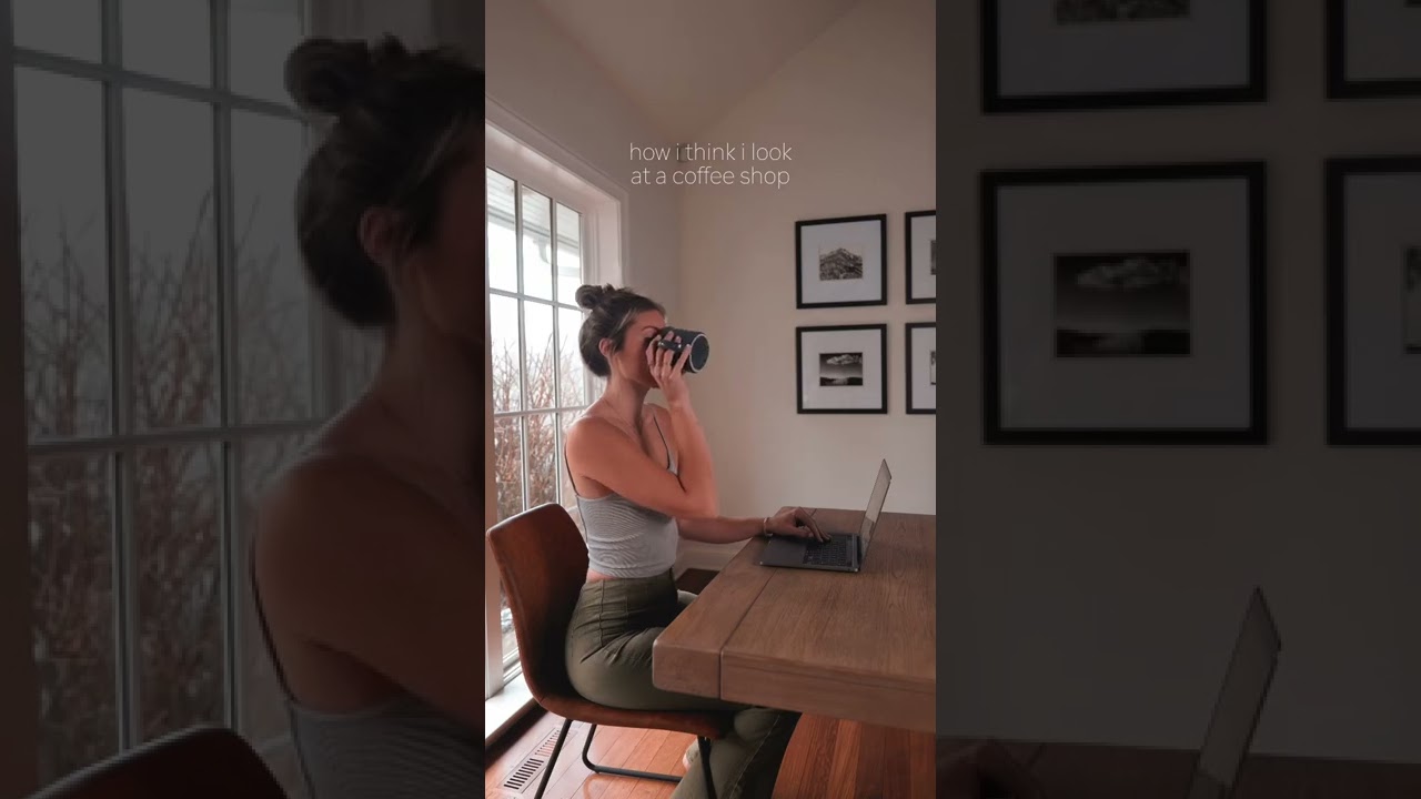 How I look in a coffee shop / Squirmy and Grubs