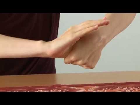 WHO: How to handrub? With alcohol-based formulation