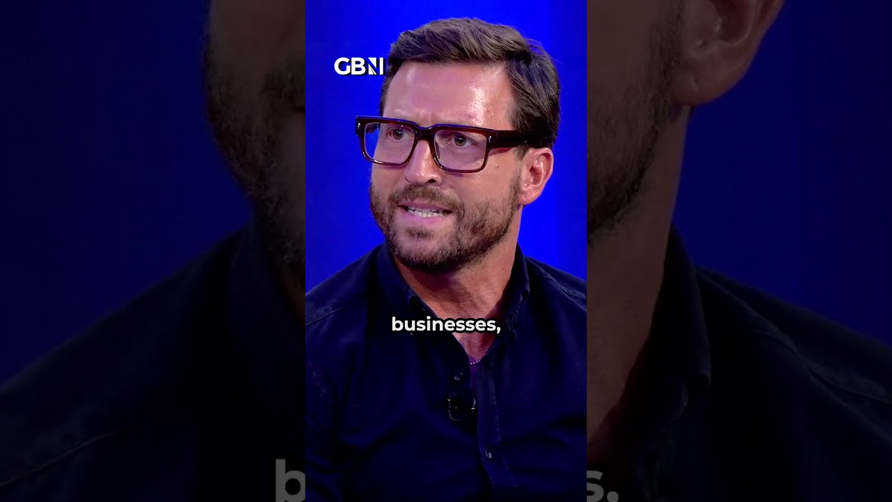 Adam Brooks Criticizes Two-Tier Policing 🇵🇰