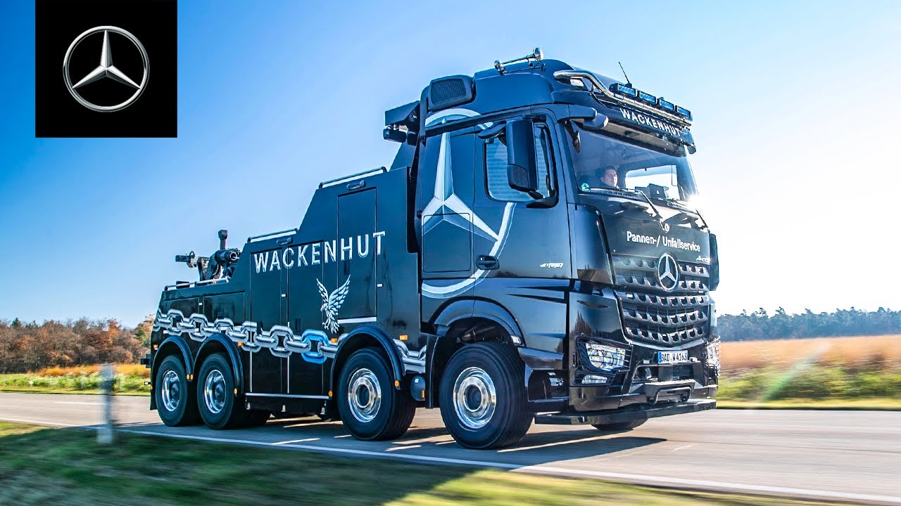 Mercedes-Benz Arocs: Powerful Tow Truck 🚚