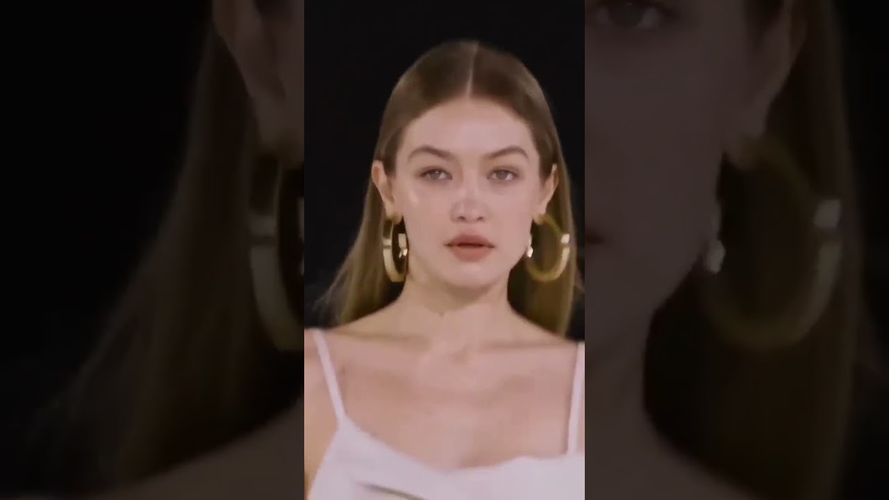 Gigi's Iconic Hair Flip at Jacquemus FW20 ✨