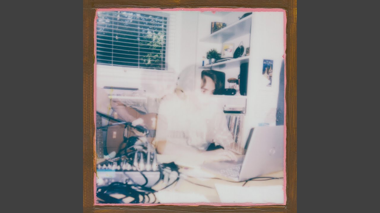 Colors of Chloe by Schedds 🌈