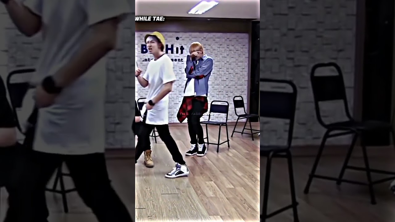 Taehyung can't control his laugh, this made me too π€£ππ»