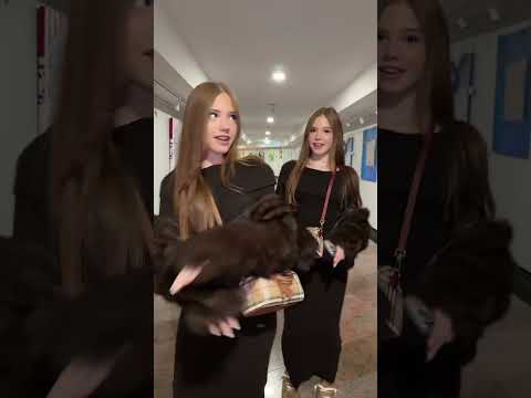 🫶🏻 #dance #trending #trend #twins #loveit #trending #shorts #fun #outfit #trenddance #shortvideo