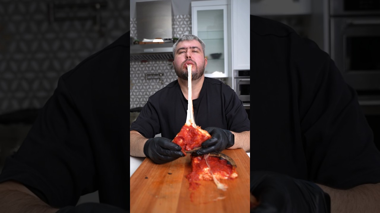 Deep Pizza 🍕 #Shorts