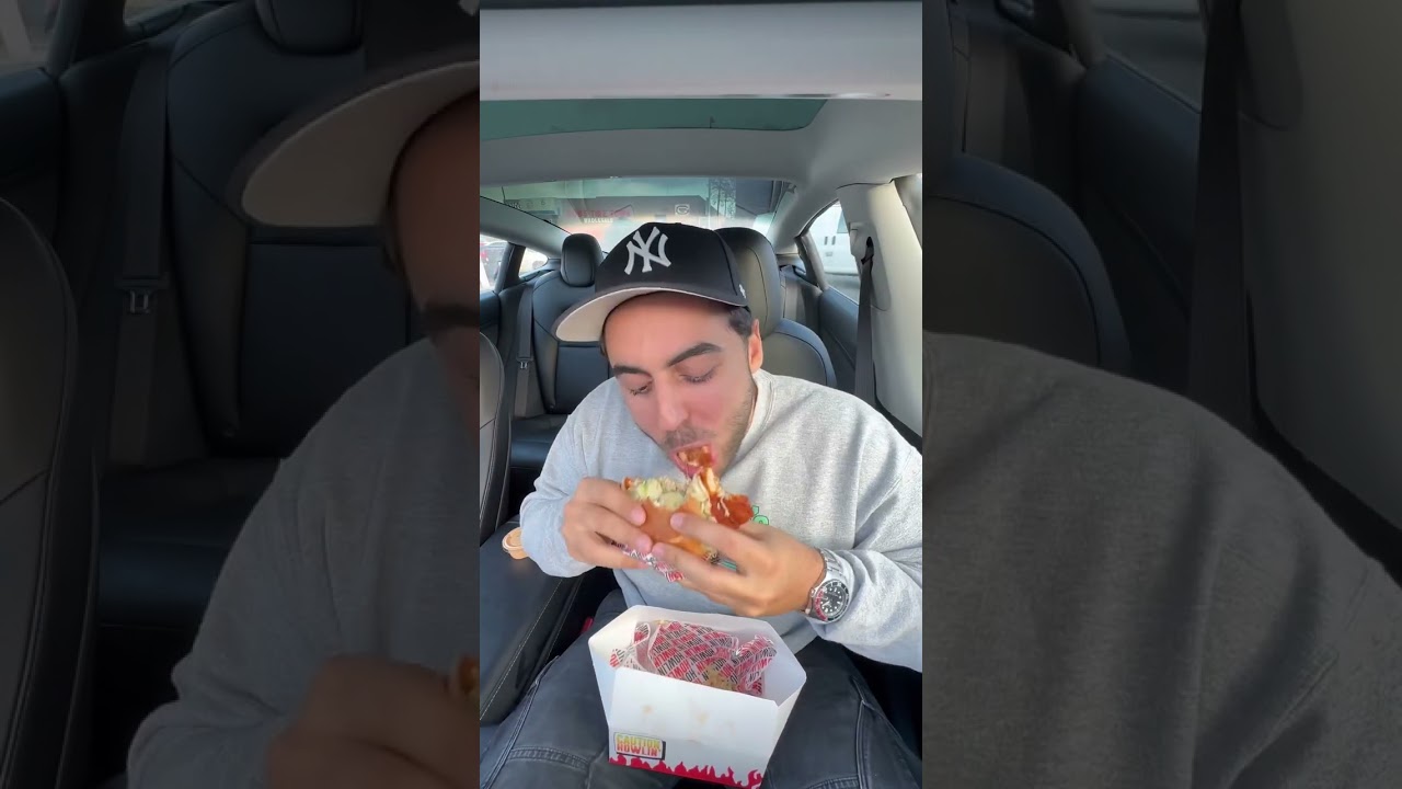 Discover the Best Nashville Hot Chicken in LA at Howlin’ Rays 🍗