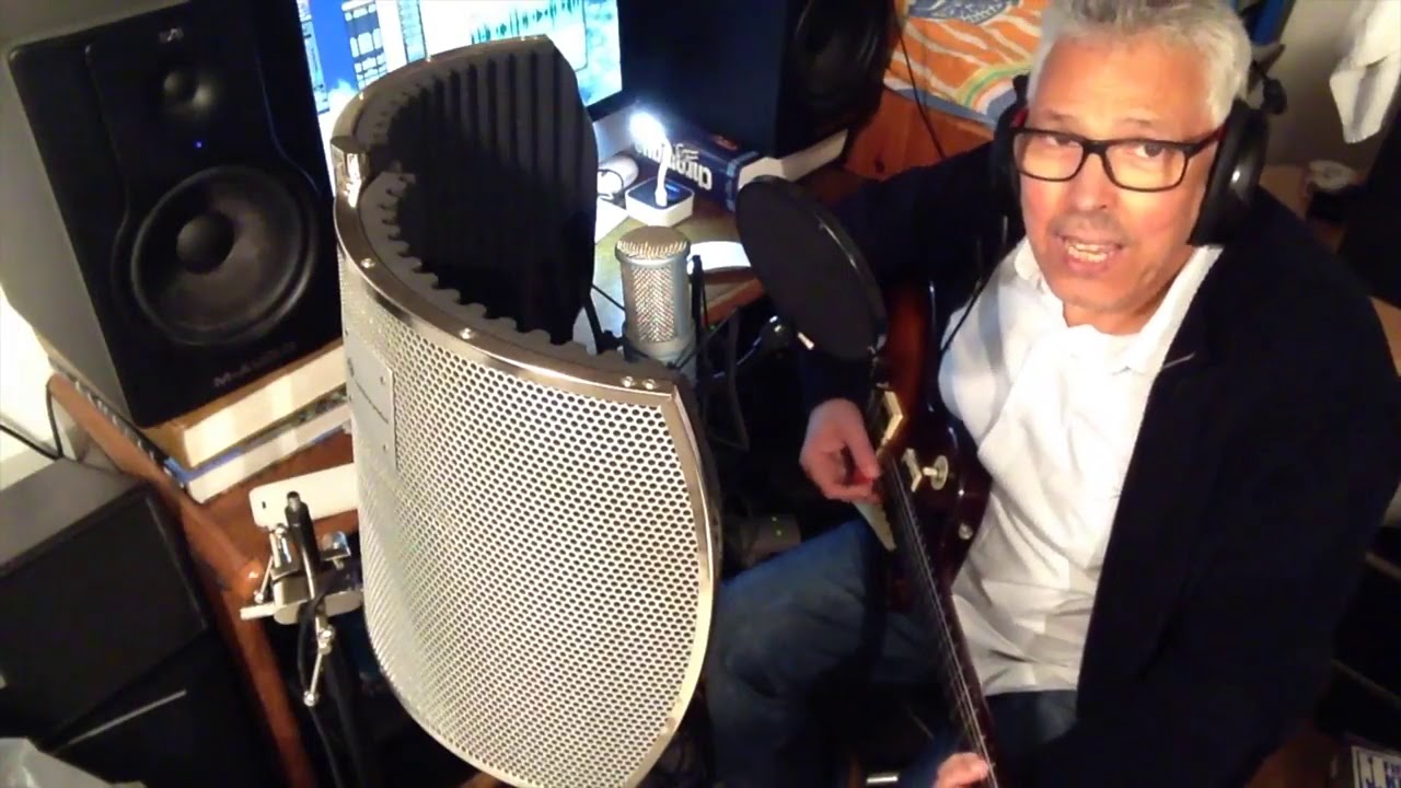 Elton John - Tell Me When The Whistle Blows (Algerian Version)