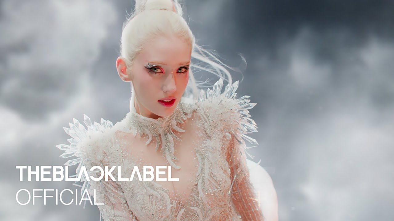 JEON SOMI - ‘Fast Forward’ M/V 🎶