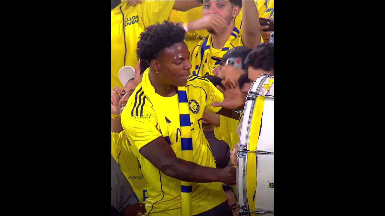 Ronaldo Teaches Speed Drumming!🔥 | Amazing Skills & Tips