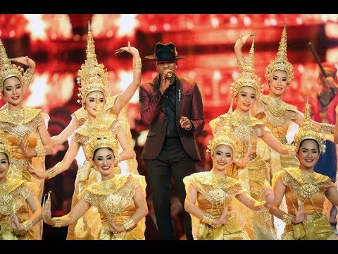 Ne-Yo Performs 'Nights Like These' at Miss Universe 2018 ๐ค