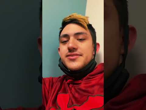 Emotional Singer Delivers Powerful Vocal Performance#singing #emotionalperformance