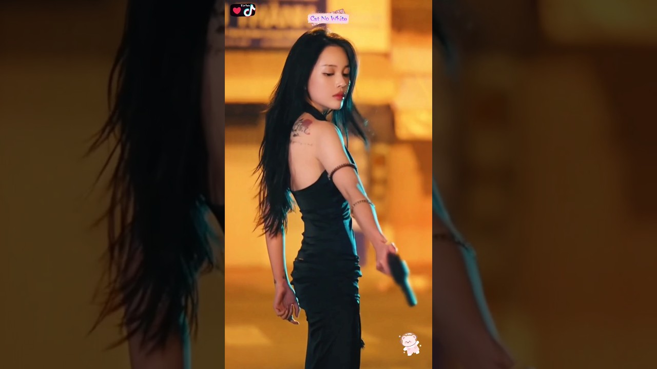 Shocking Fake Gun Incident! ⚠️ Watch the Unexpected Twist