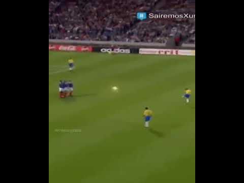 Roberto Carlos Legendary Free Kick Goal vs France đ§đ· đ