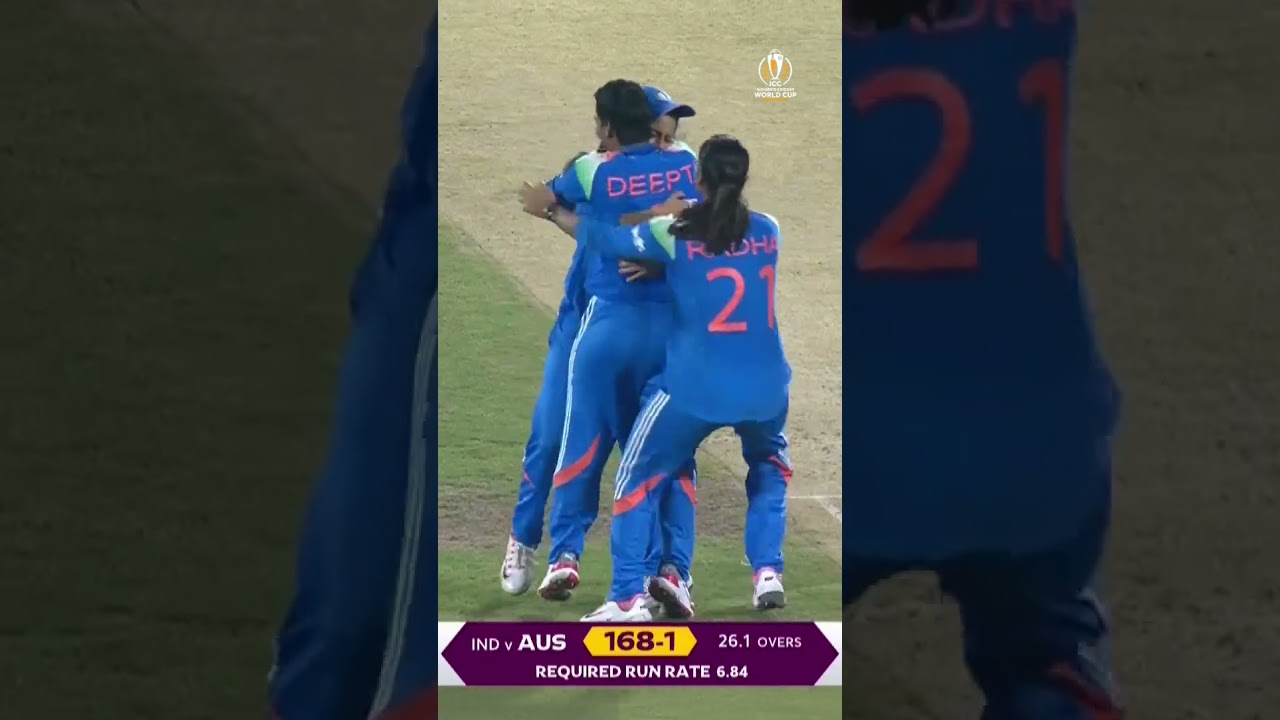 Spectacular Catch by Jemimah Rodrigues in CWC25! 🚨🤩