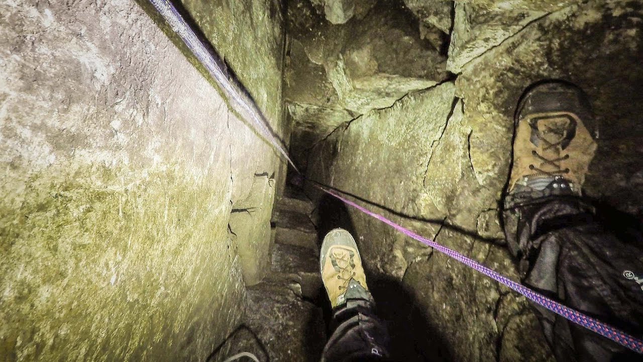 Russian Man Finds Unexpected Treasure in Backyard 🏡