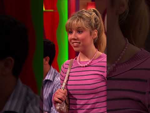 Freddie invita a salir a Melanie - iTwins