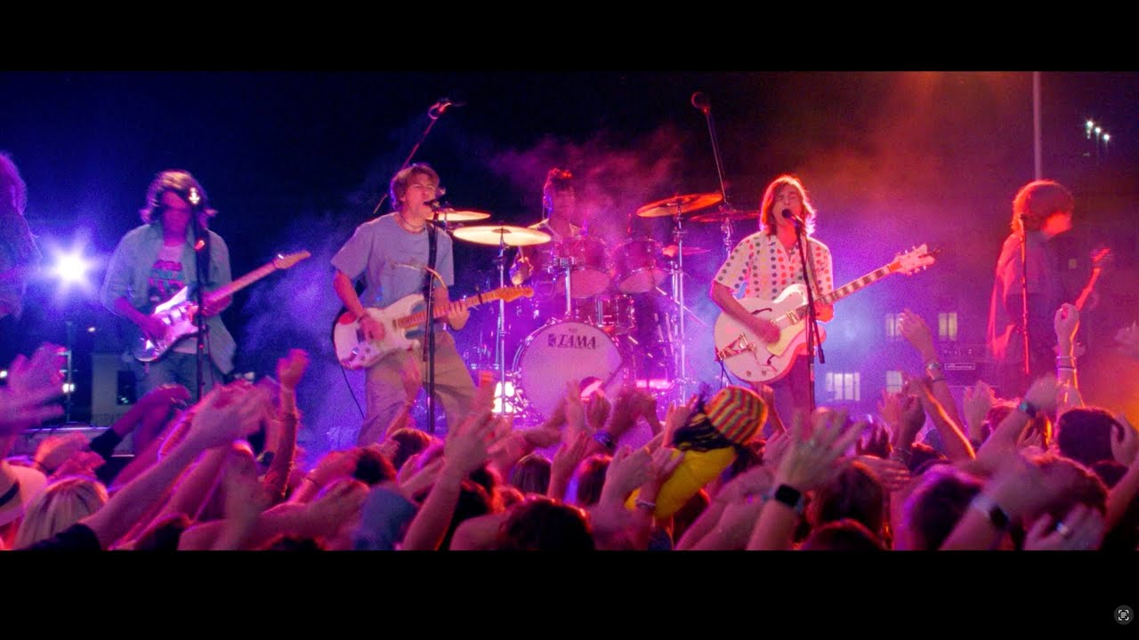 The Runarounds - Funny How The Universe Works (Live) 🎶