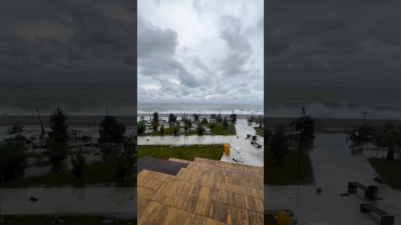 Шторм в Сочи 🌧️