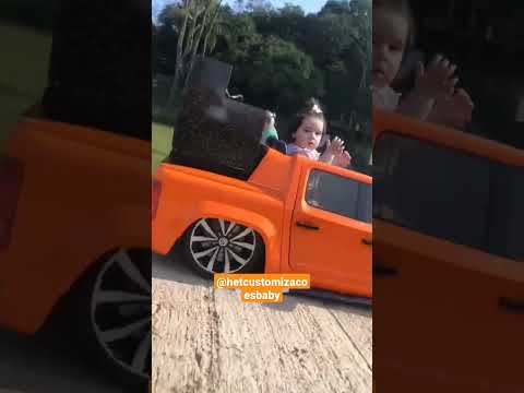 bora da aquele rolezinho 😍😍#amarok #carrinho #bebe