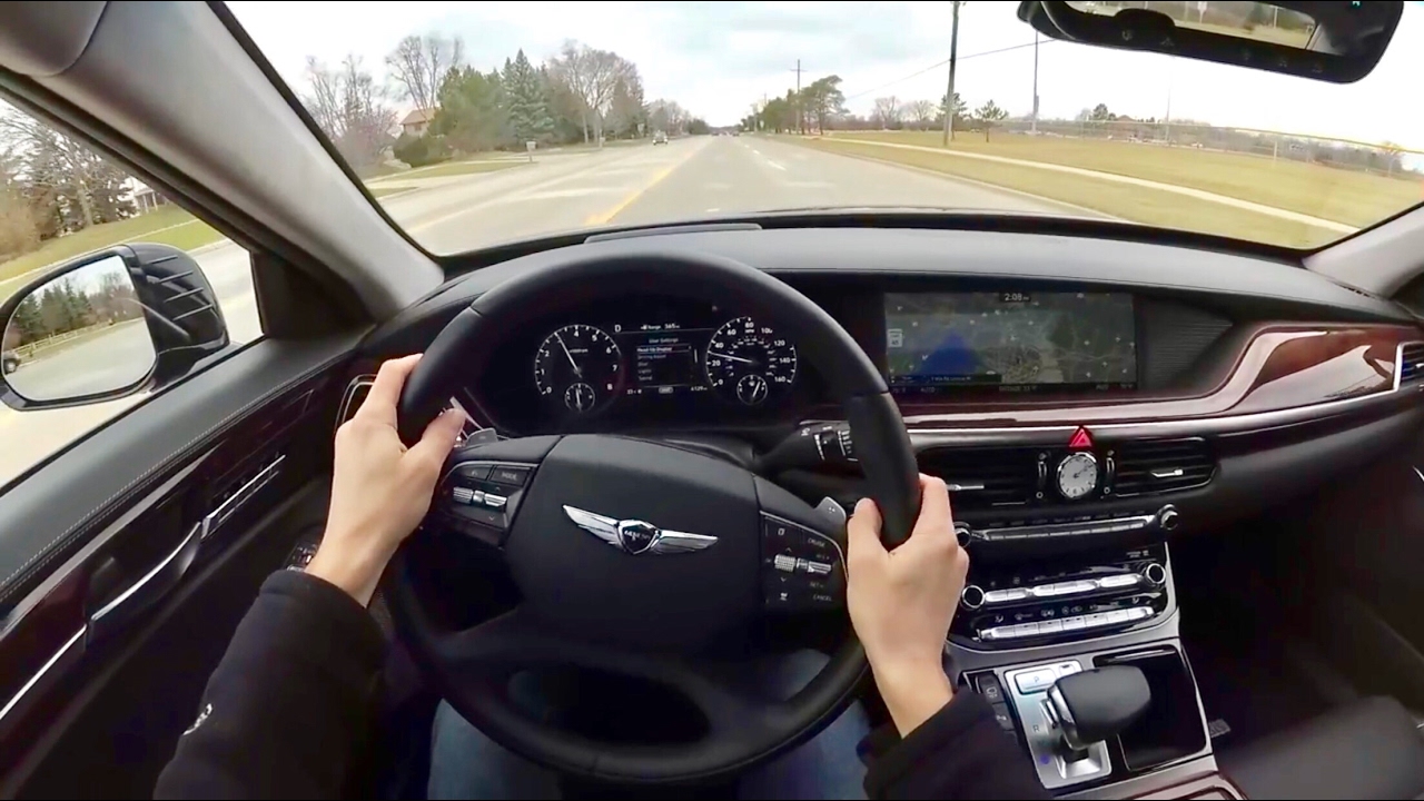 2017 Genesis G90 5.0 Ultimate First Impressions π