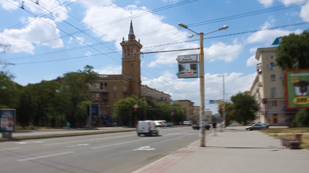 Запорожье: Памятник металлургам и богатое историко-культурное наследие 🏭