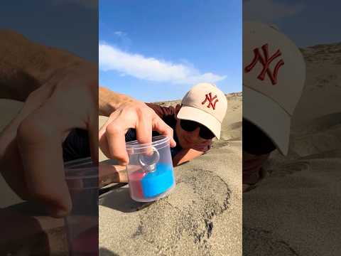 I found magnetic sand with a magnet and made a magnetic Venom Slime! 🧲 #magnet